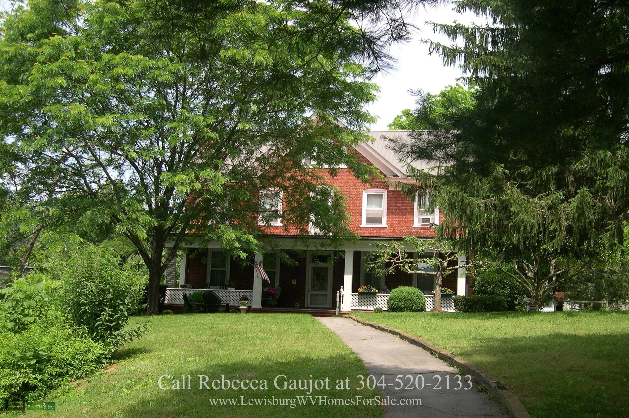 939-E-Main-St-White-Sulphur-Springs-WV-24986-02-Front-ViewJPG White Sulphur Springs WV Business Opportunity : Historic Home for Sale