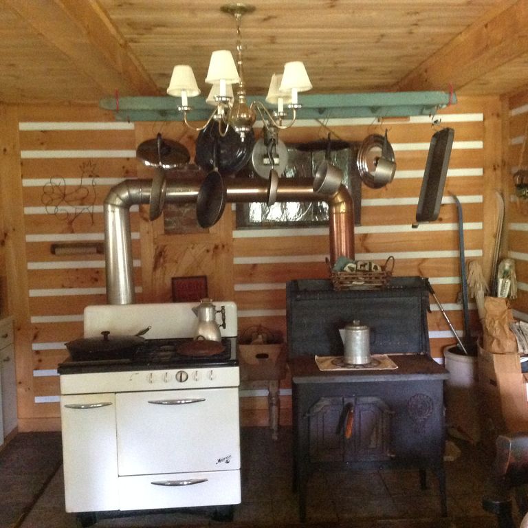 cabin gas and wood burning stoves Lewisburg WV Homes for Sale