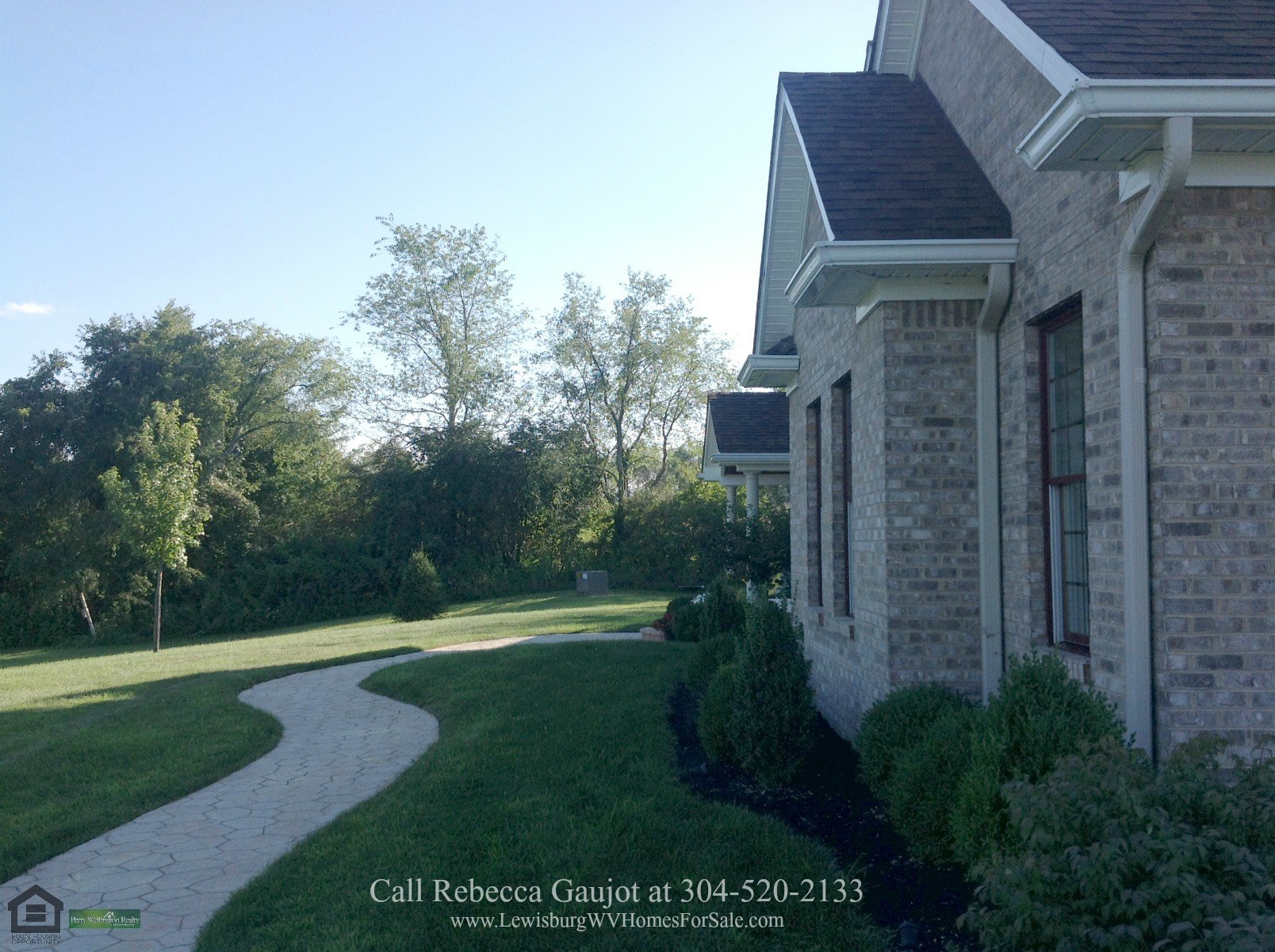 1081FairviewRdLewisburgWV2490103FrontSideView Lewisburg WV