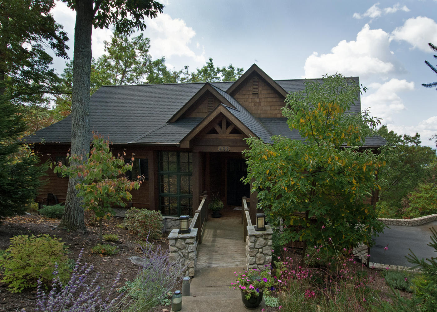 image2 Lewisburg WV Homes for Sale Rebecca Gaujot 3045202133