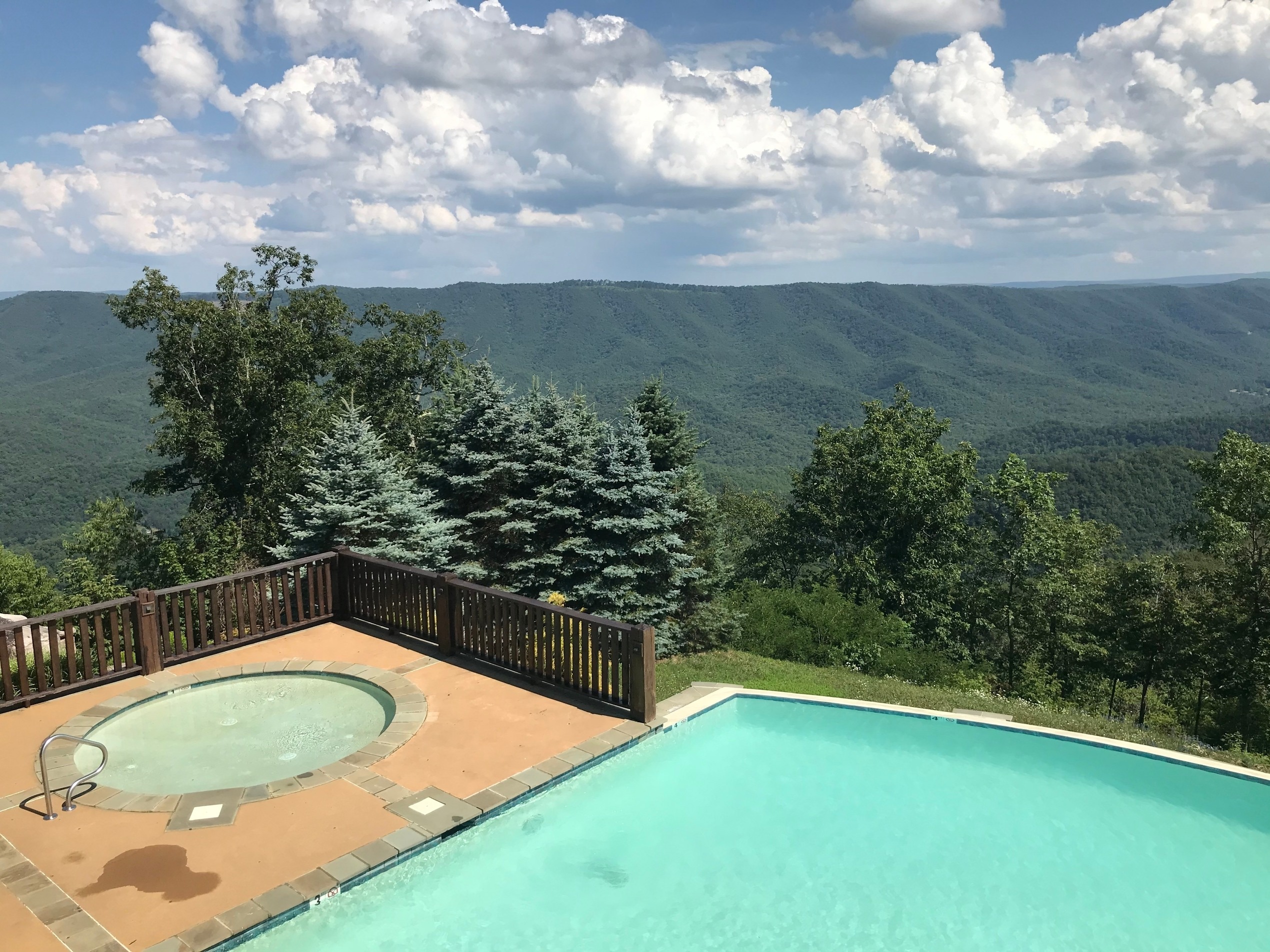Retreat Community Lodge Lewisburg WV Homes for Sale Rebecca Gaujot